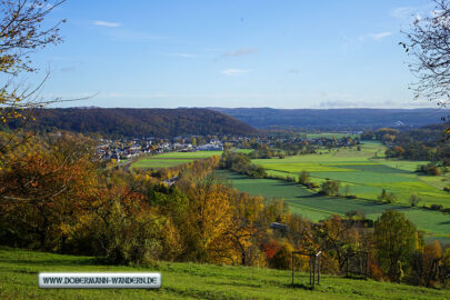 Zwischen Golfplatz und Waldkapelle (2025)
